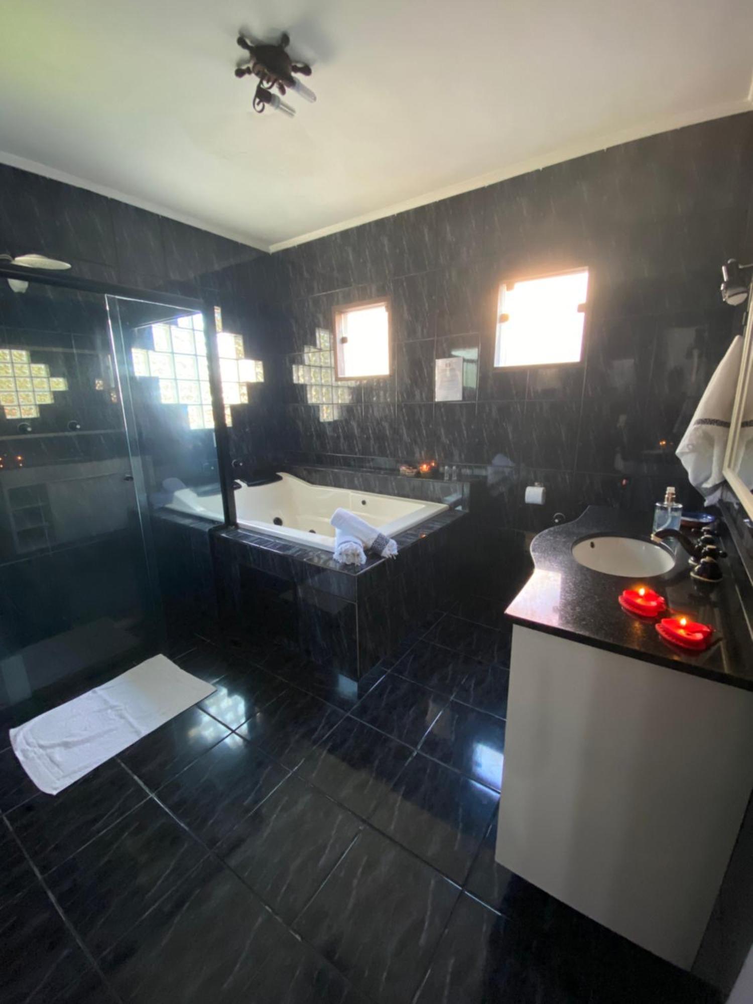 Bahan Suites Privativas - Ideal Para Casais Ubatuba Exterior photo